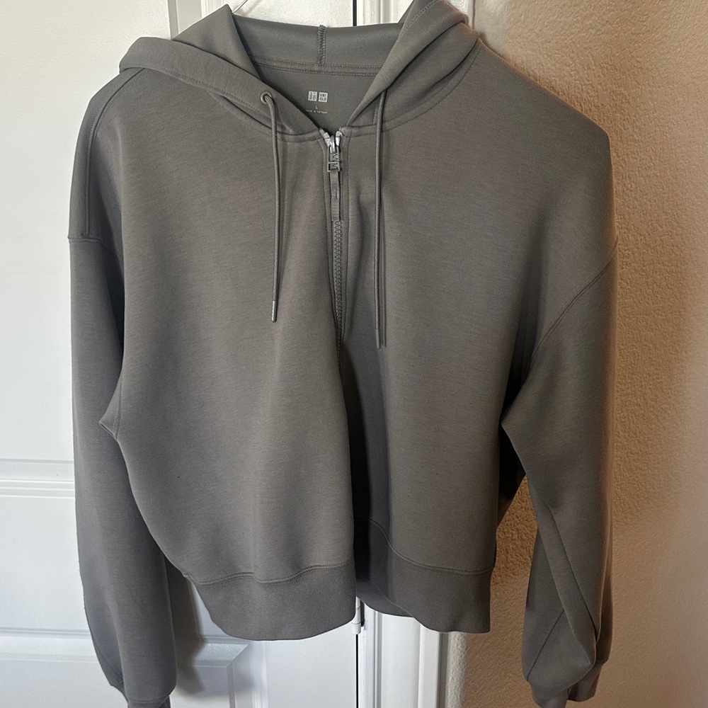 Uniqlo Men's Zip-Up Hoodie Sweater - Gray